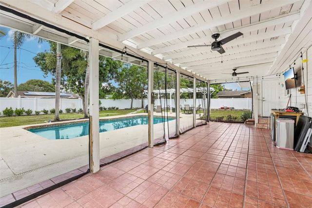 2709 49TH STREET N, St Petersburg, FL 33710