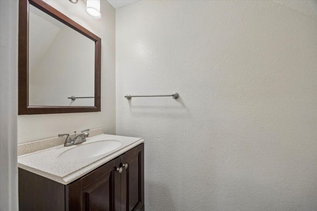 9850 Pagewood Lane 1507, Houston, TX 77042