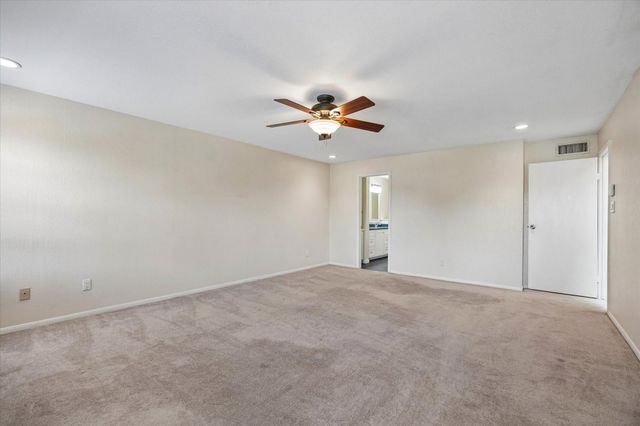 9850 Pagewood Lane 1507, Houston, TX 77042