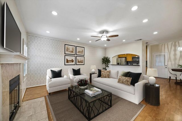 9850 Pagewood Lane 1507, Houston, TX 77042