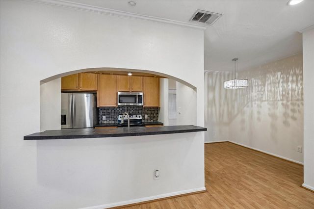 9850 Pagewood Lane 1507, Houston, TX 77042
