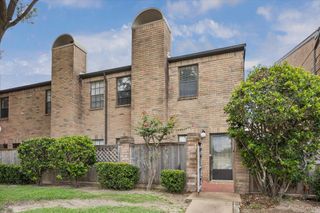 9850 Pagewood Lane 1507, Houston, TX 77042