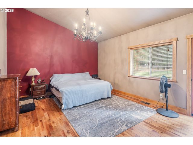 15784 LAVA Dr, La Pine, OR 97739