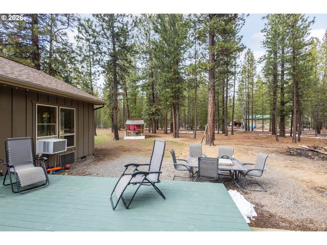 15784 LAVA Dr, La Pine, OR 97739