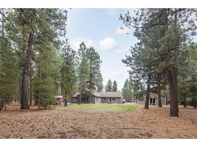 15784 LAVA Dr, La Pine, OR 97739