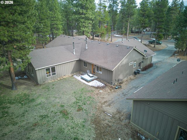 15784 LAVA Dr, La Pine, OR 97739