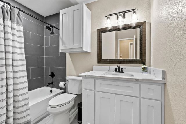 713 Patricia Drive, Sherman, TX 75090