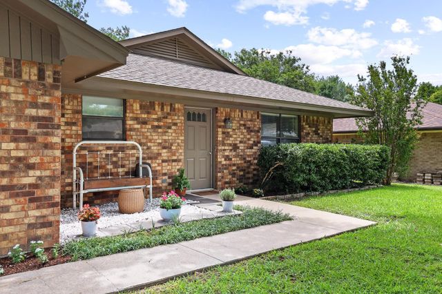 713 Patricia Drive, Sherman, TX 75090