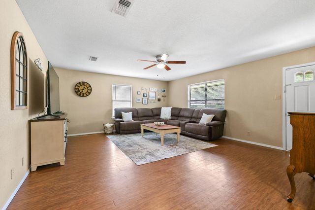 713 Patricia Drive, Sherman, TX 75090