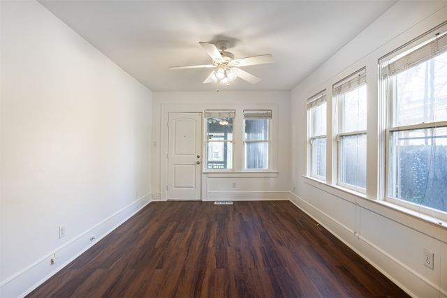 415 N Winnetka Avenue, Dallas, TX 75208