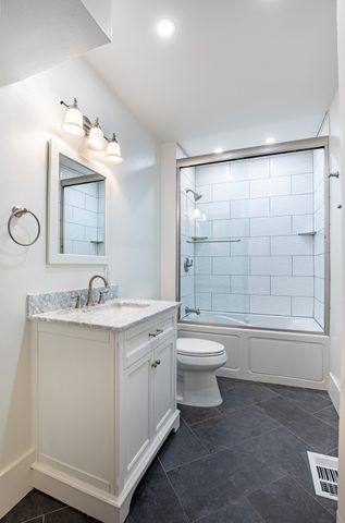 415 N Winnetka Avenue, Dallas, TX 75208