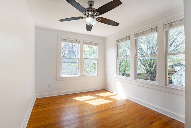 415 N Winnetka Avenue, Dallas, TX 75208