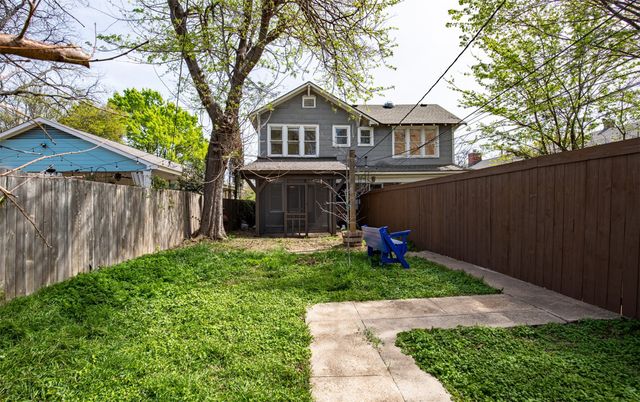415 N Winnetka Avenue, Dallas, TX 75208