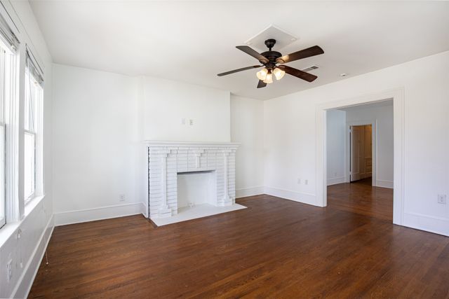 415 N Winnetka Avenue, Dallas, TX 75208