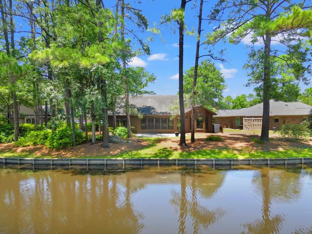 211 Butternut Circle, Conway, SC 29526