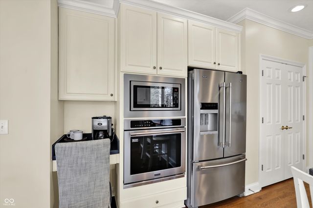 5065 Sugar Cay Court, Carmel, IN 46033