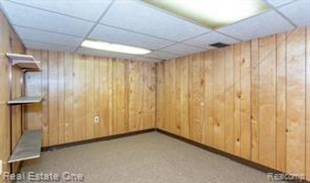 30882 Oak Valley Drive, Farmington Hills, MI 48331
