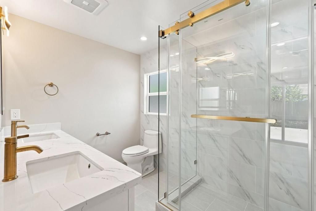 Image 17 of property listing at 1150 Kiely Boulevard, Santa Clara, CA 95051