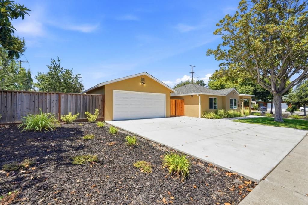 Image 2 of property listing at 1150 Kiely Boulevard, Santa Clara, CA 95051