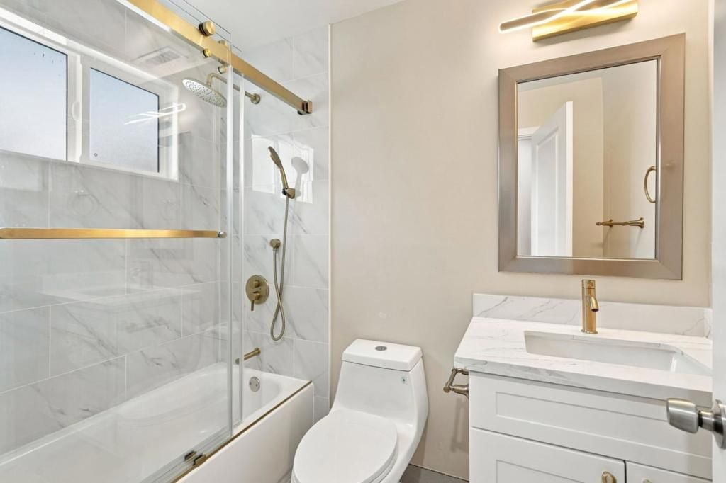 Image 20 of property listing at 1150 Kiely Boulevard, Santa Clara, CA 95051