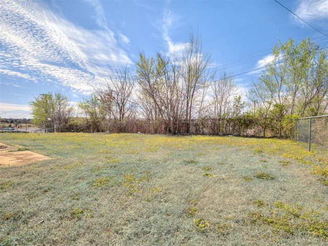2515 Harper Road, Choctaw, OK 73020