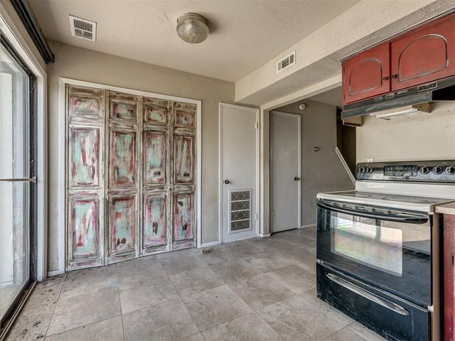 2515 Harper Road, Choctaw, OK 73020