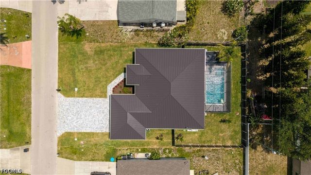812 SW 14th AVE, Cape Coral, FL 33991
