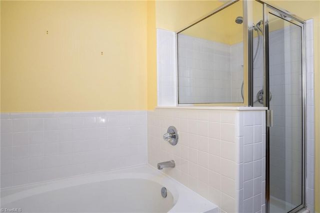 2315 Meadow Gate Drive, Greensboro, NC 27455
