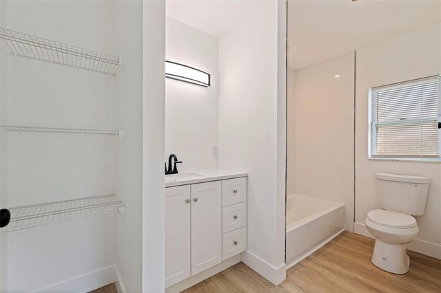 3738 18TH TERRACE S, St Petersburg, FL 33711