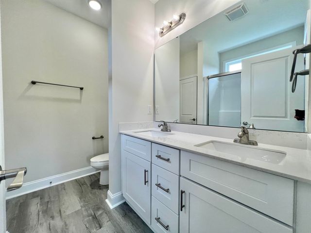 3431 Spivey St., Loris, SC 29569