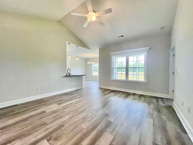3431 Spivey St., Loris, SC 29569