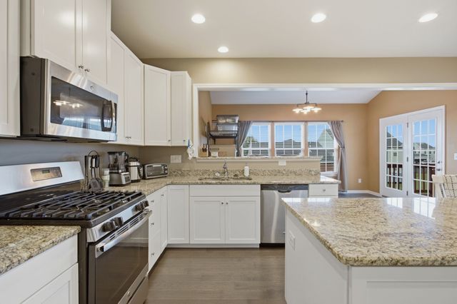 2713 Orleans Dr, Columbia, TN 38401