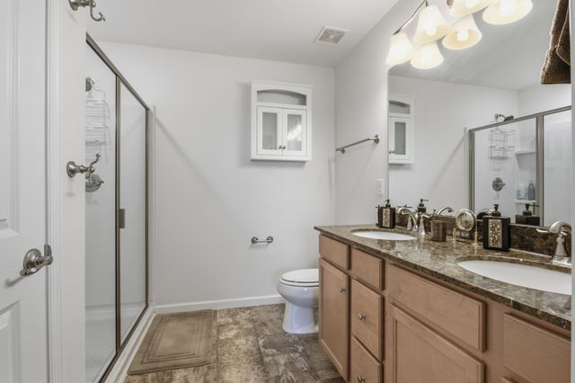 2713 Orleans Dr, Columbia, TN 38401