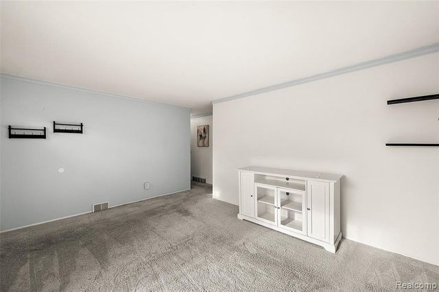 34564 Whittaker Street, Clinton Township, MI 48035