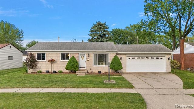 34564 Whittaker Street, Clinton Township, MI 48035