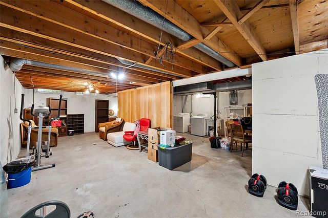 34564 Whittaker Street, Clinton Township, MI 48035