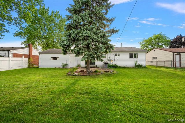 34564 Whittaker Street, Clinton Township, MI 48035