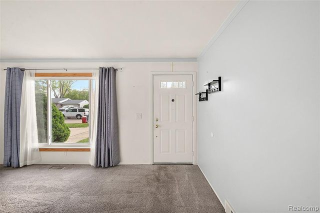 34564 Whittaker Street, Clinton Township, MI 48035