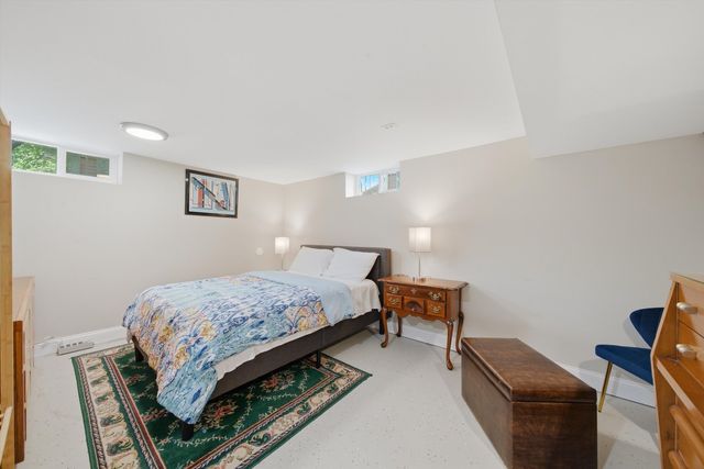 340 Dalton Avenue, Mundelein, IL 60060