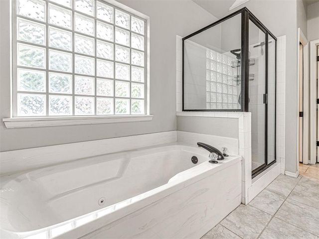 11452 Lakeridge Run, Oklahoma City, OK 73170