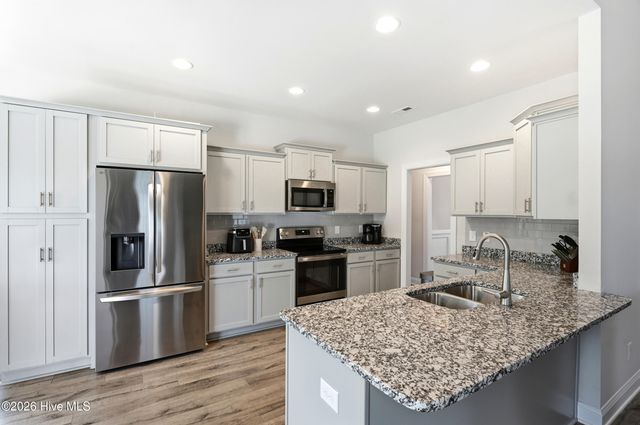 80 Forsyth Lane, Rocky Point, NC 28457