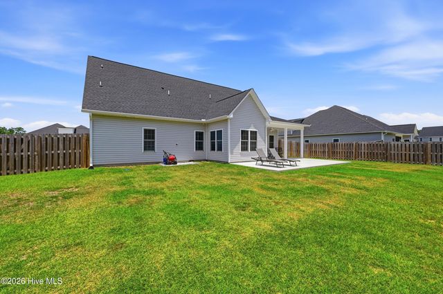80 Forsyth Lane, Rocky Point, NC 28457