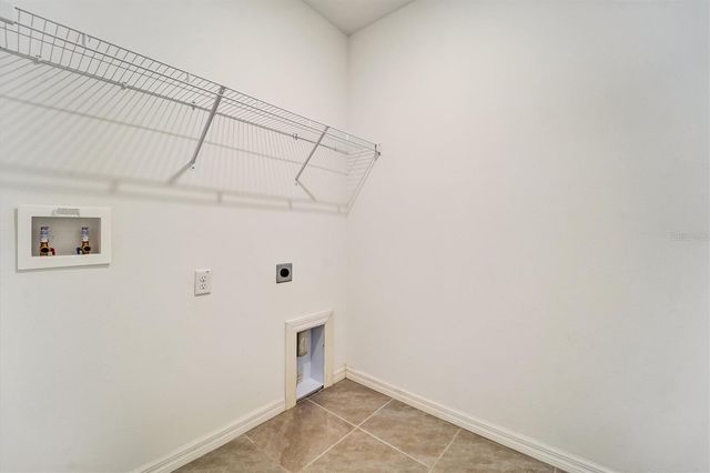 6963 SHELBY LYNN WAY, Zephyrhills, FL 33542