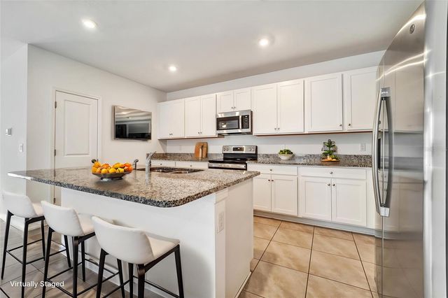 6963 SHELBY LYNN WAY, Zephyrhills, FL 33542