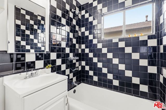 12424 Lucile Street, Los Angeles, CA 90066