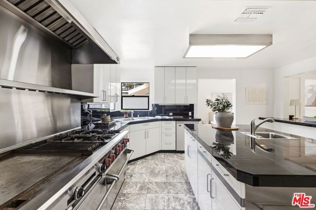 12424 Lucile Street, Los Angeles, CA 90066