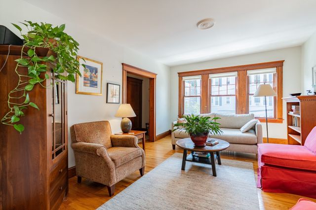 44 Boynton St 2, Boston, MA 02130