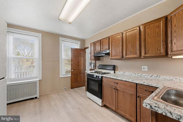 1321 E RIDGE PIKE, Plymouth Meeting, PA 19462