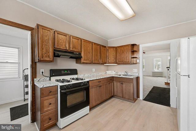 1321 E RIDGE PIKE, Plymouth Meeting, PA 19462