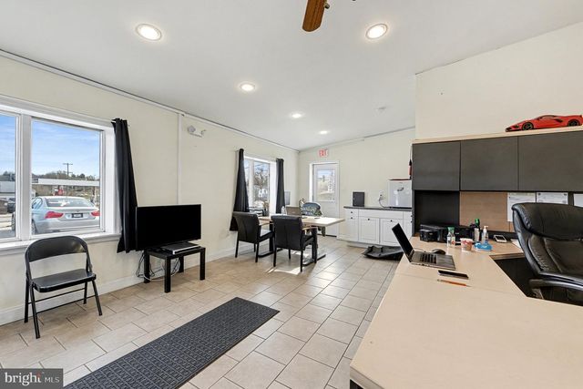 1321 E RIDGE PIKE, Plymouth Meeting, PA 19462